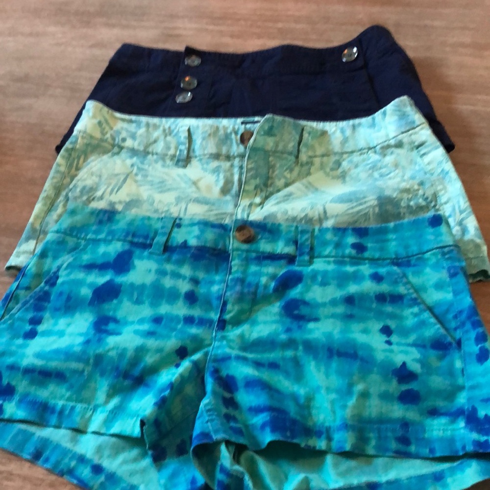 3 pr shorts 2 American eagle sz 10 1 Express sz 8